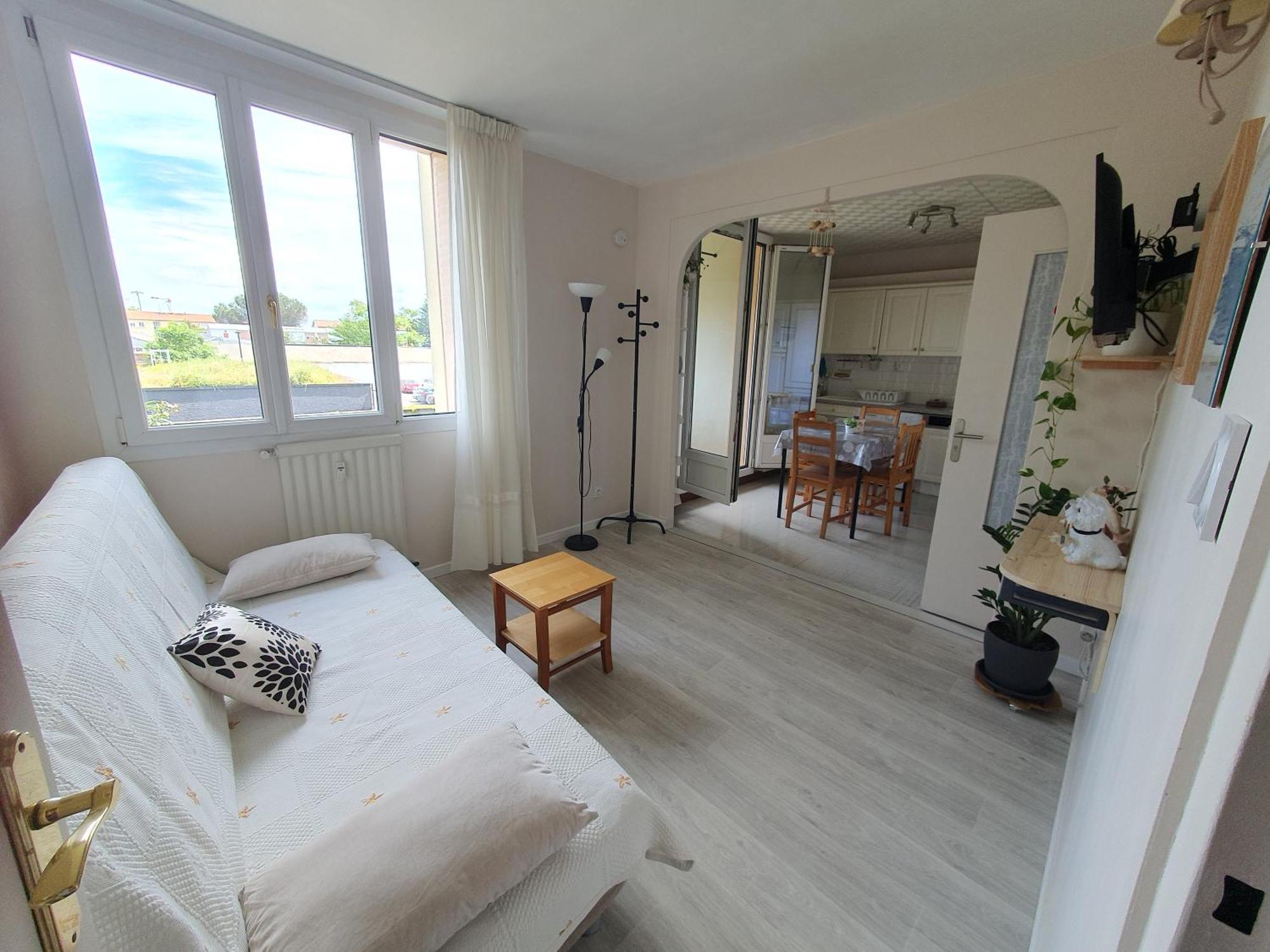 Medipole T2 Avec Un Garage Gratuit Sur Place, 16Min A Centre Ville Lyon En Metro A Villeurbanne Exteriör bild